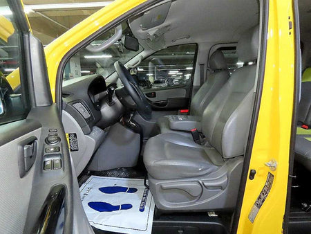 Hyundai Starex — photo 06