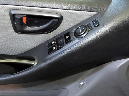 Hyundai Starex — photo 12