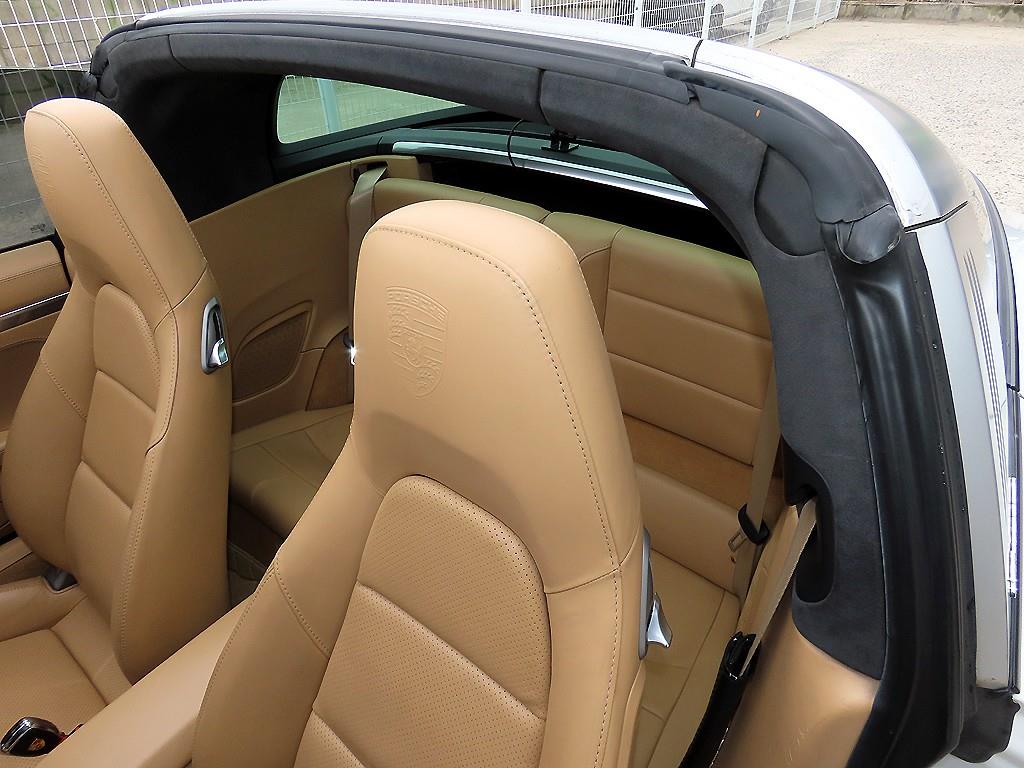 Porsche 911 — photo 09