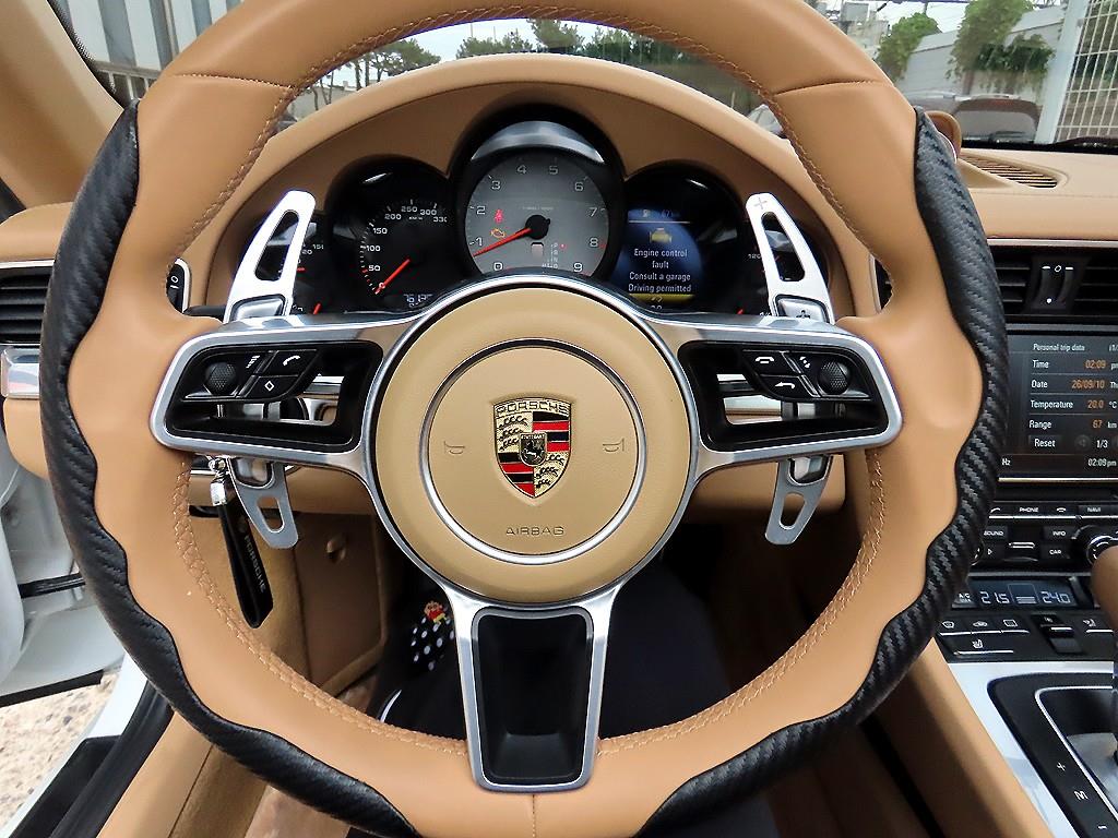 Porsche 911 — photo 11