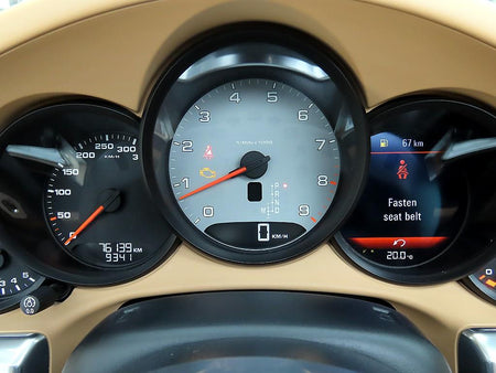 Porsche 911 — photo 12