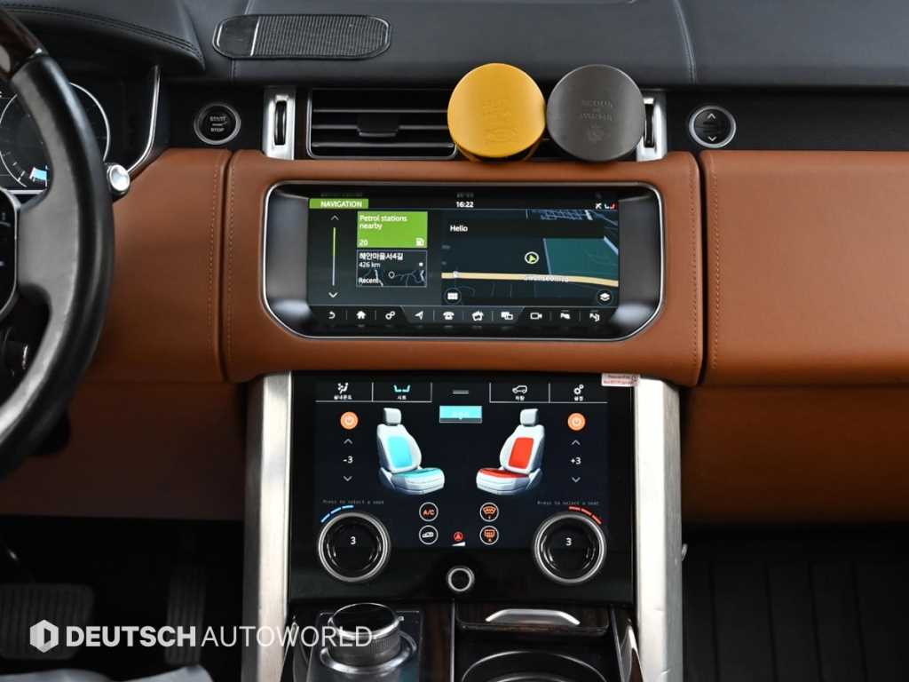 Land Rover Range Rover — photo 13