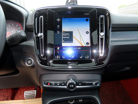 Volvo XC40 — photo 13