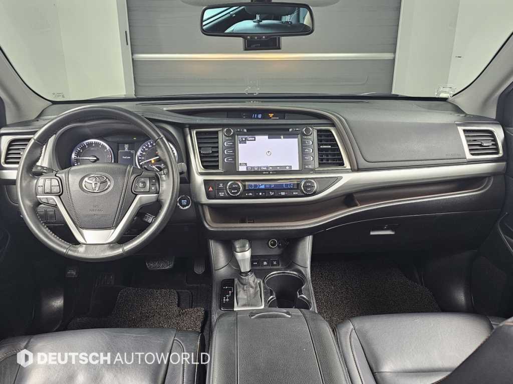 Toyota Highlander — photo 07