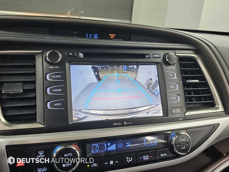 Toyota Highlander — photo 15