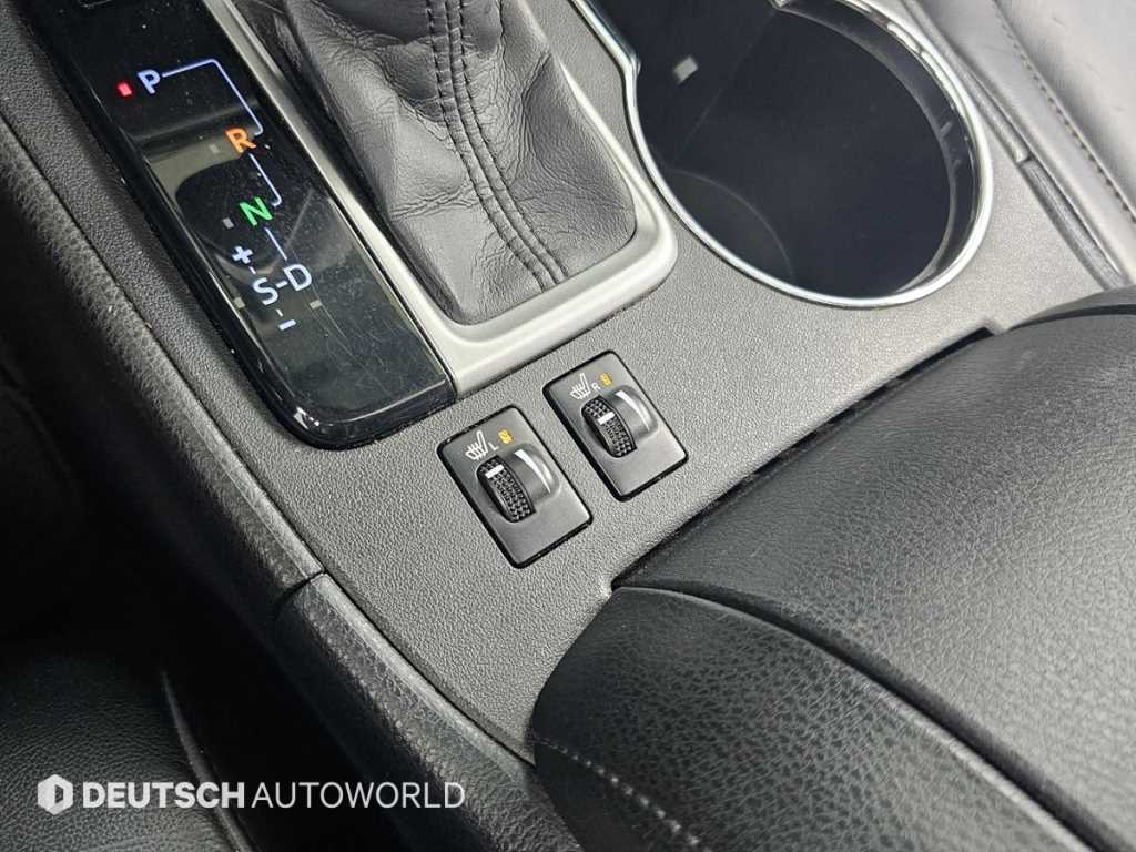 Toyota Highlander — photo 17