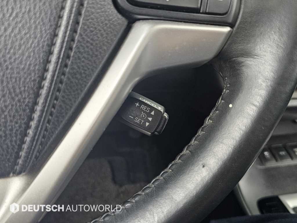 Toyota Highlander — photo 18