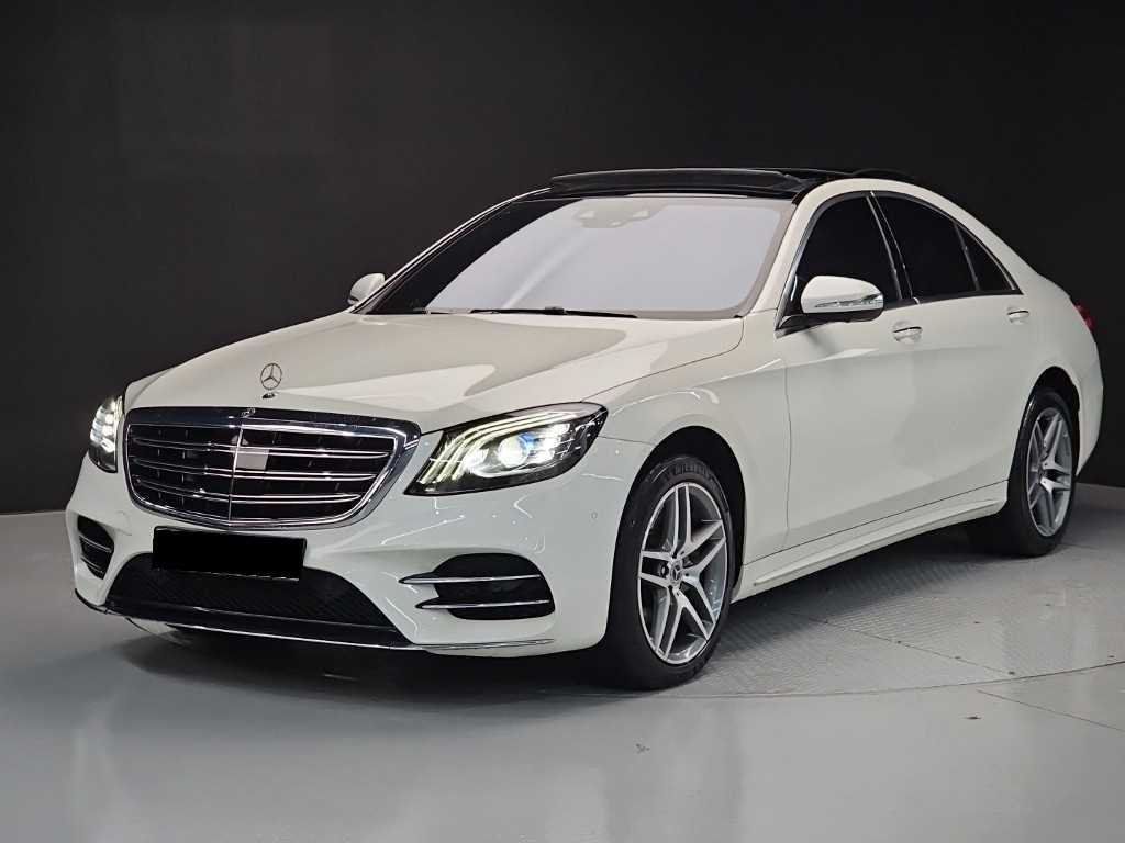 Mercedes-Benz S-Class — photo 01