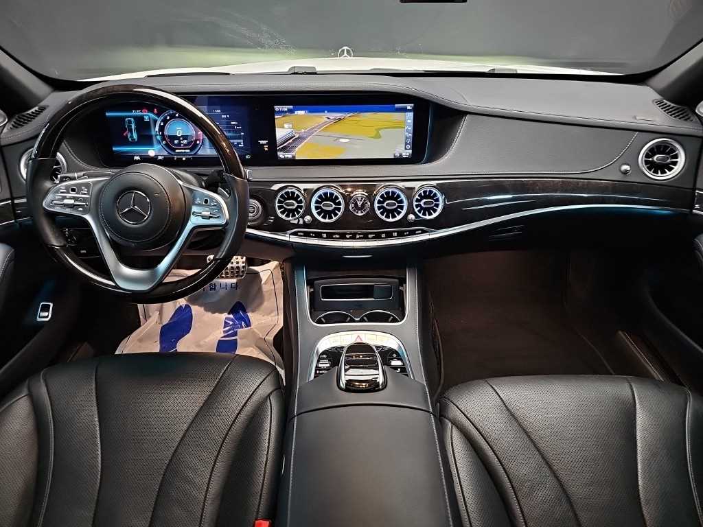 Mercedes-Benz S-Class — photo 07
