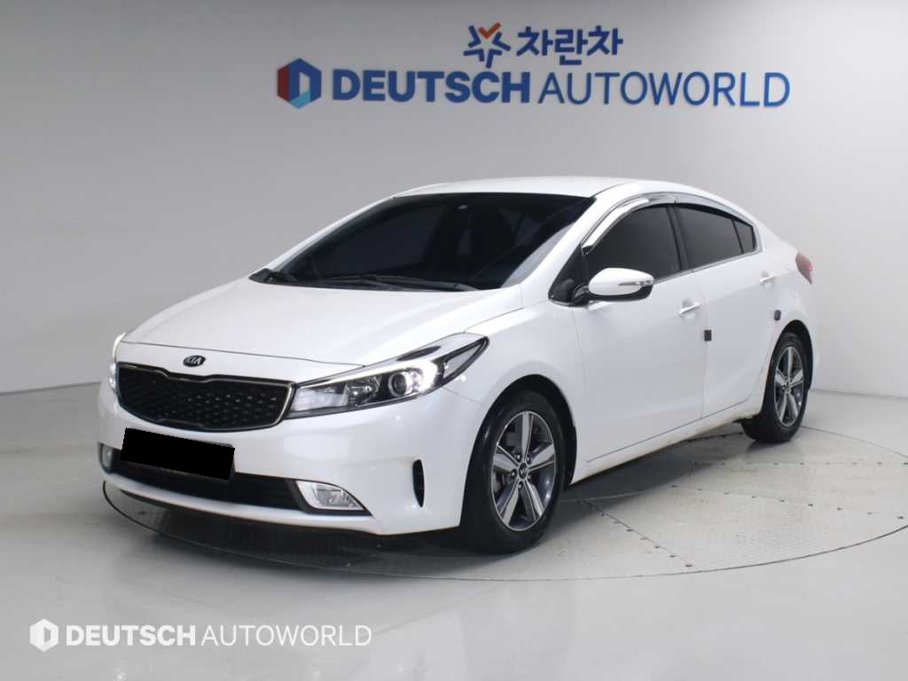 Kia K3 — photo 01