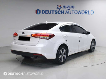 Kia K3 — photo 02