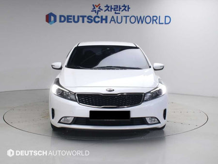 Kia K3 — photo 03