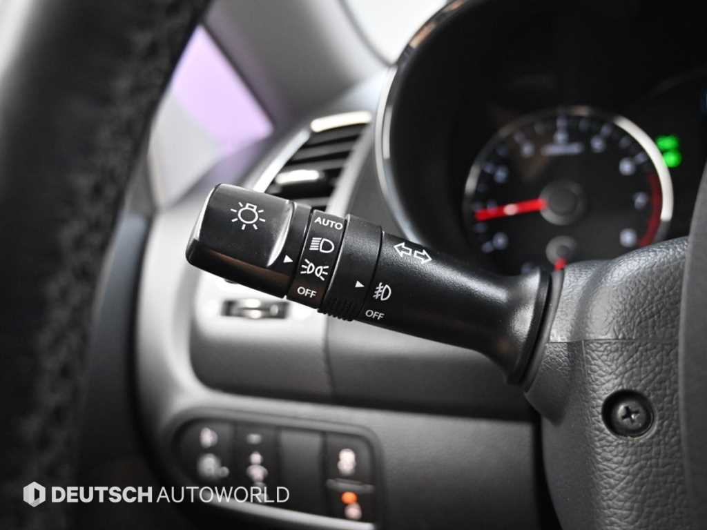 Kia K3 — photo 16