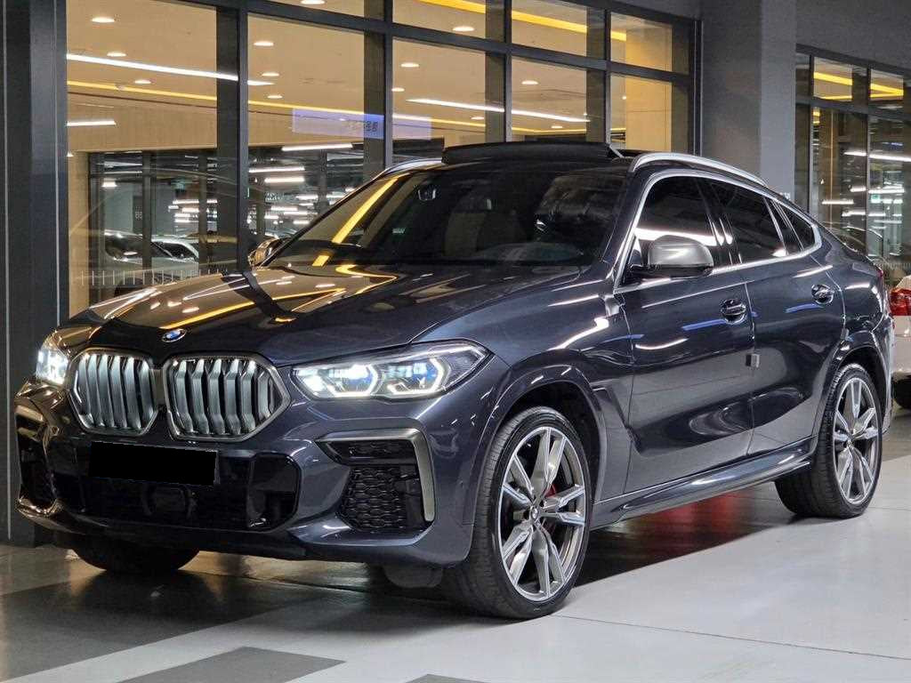 BMW X6 — photo 01