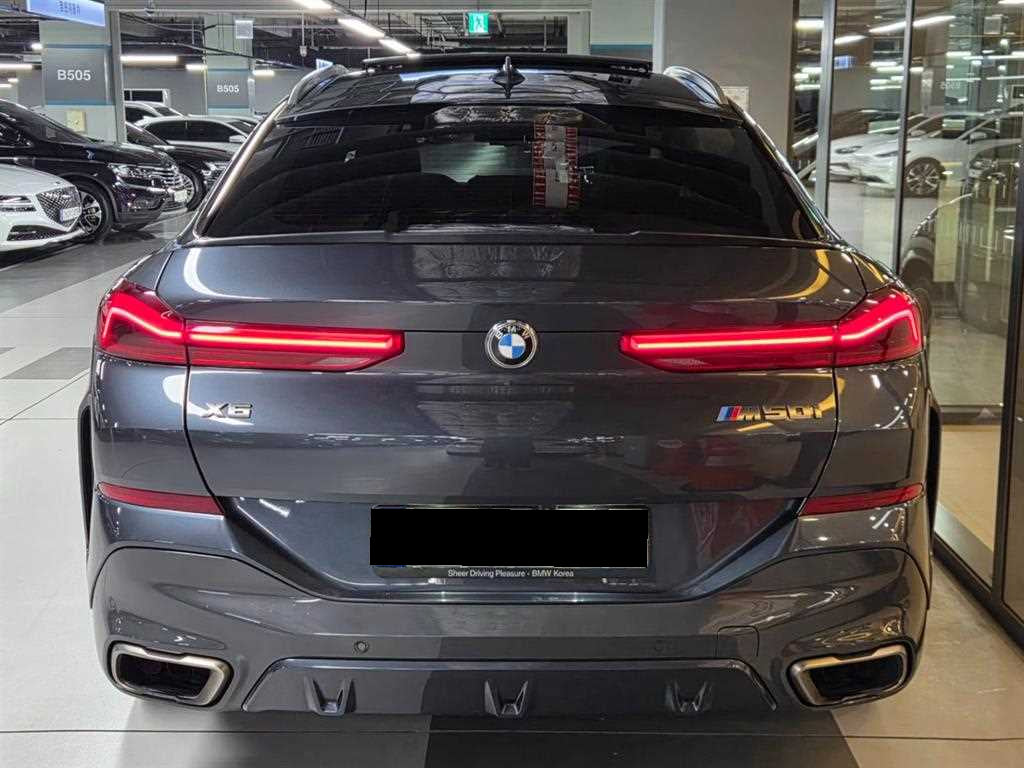 BMW X6 — photo 04