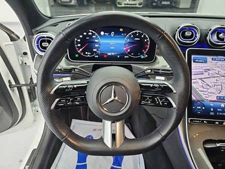 Mercedes-Benz C-Class — photo 09