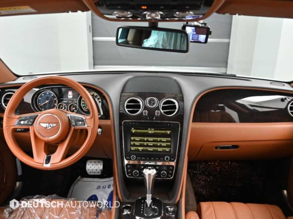 Bentley Flying Spur — photo 07