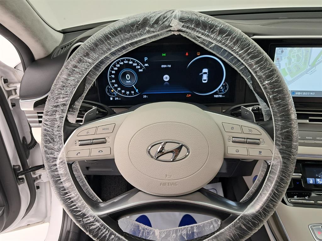 Hyundai Grandeur — photo 07