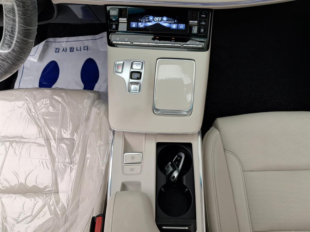 Hyundai Grandeur — photo 15
