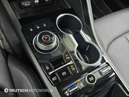 Kia K5 — photo 09