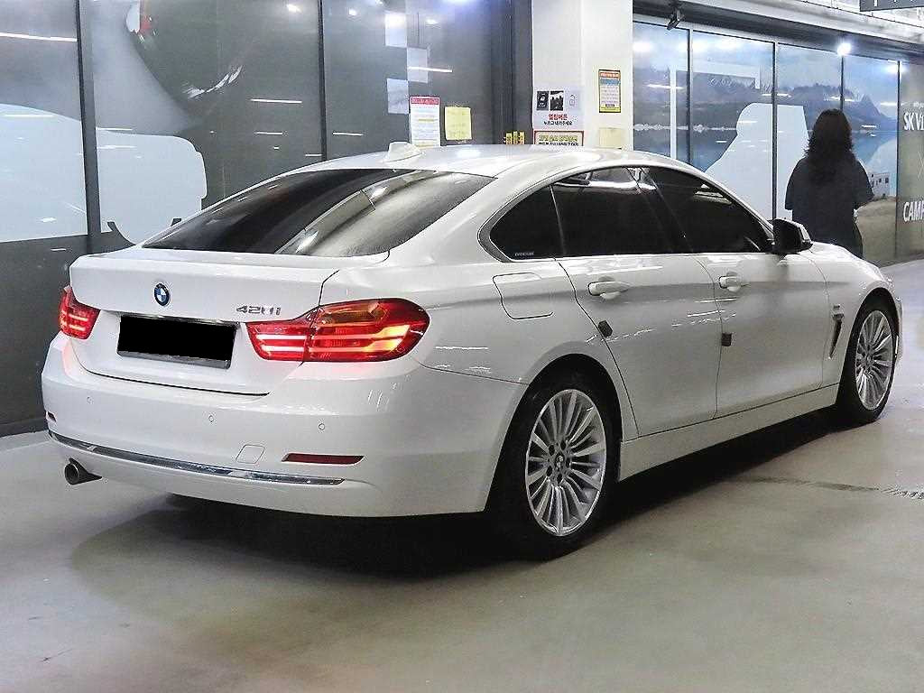 BMW 4-Series — photo 04