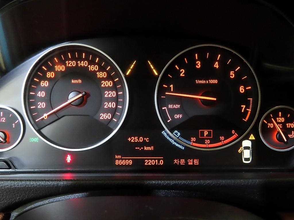 BMW 4-Series — photo 09