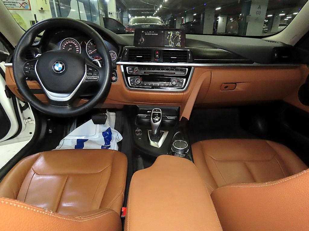 BMW 4-Series — photo 10
