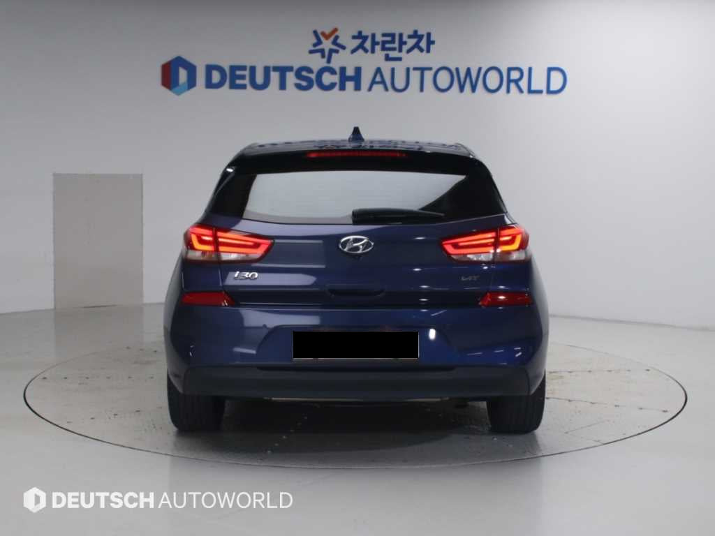 Hyundai i30 — photo 04