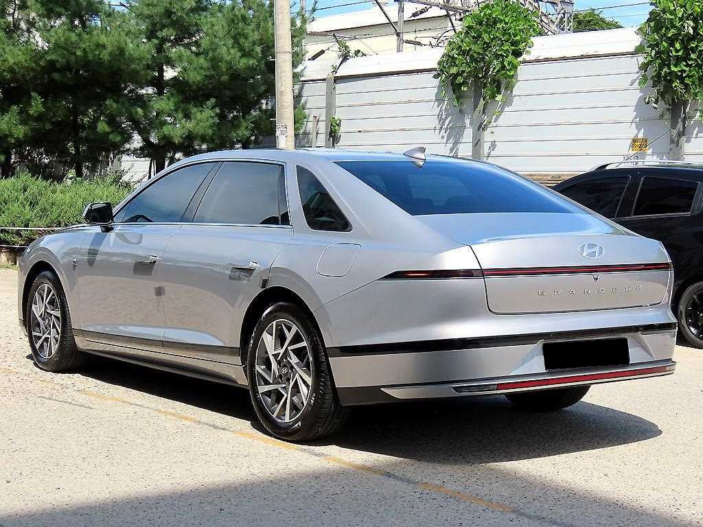 Hyundai Grandeur — photo 03