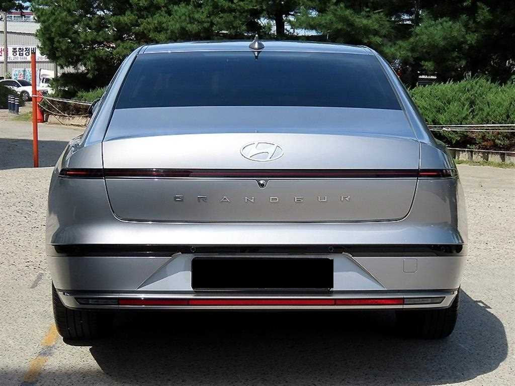 Hyundai Grandeur — photo 04