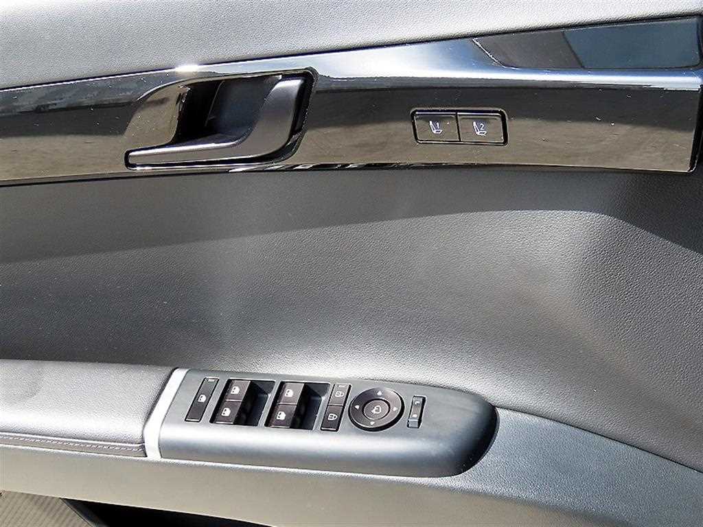 Hyundai Grandeur — photo 11