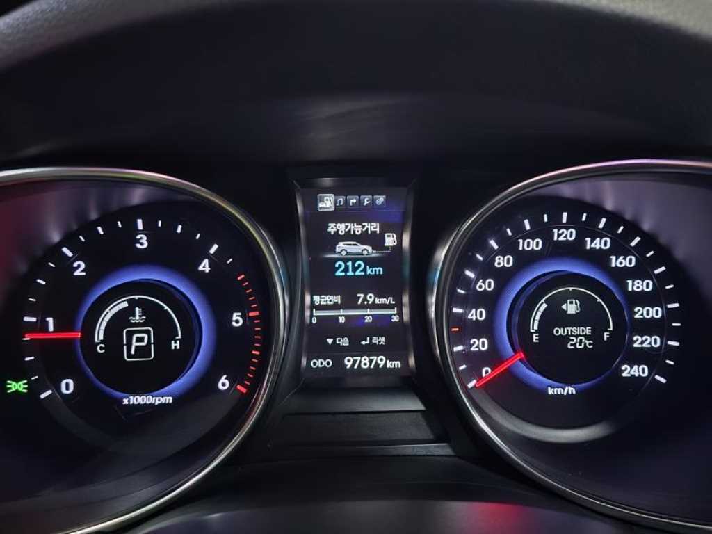 Hyundai Santafe — photo 10