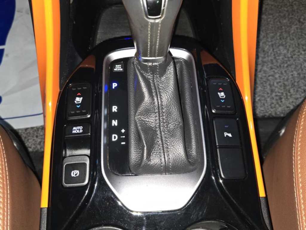 Hyundai Santafe — photo 15