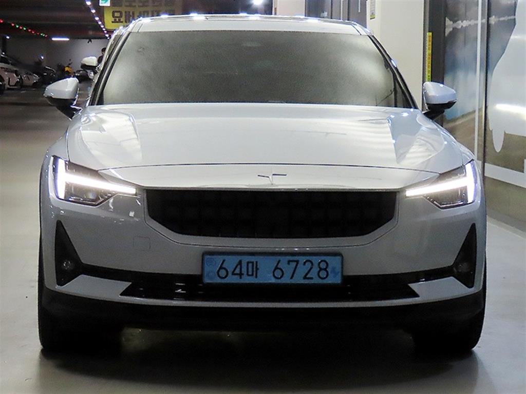Polestar Polestar 2 — photo 02