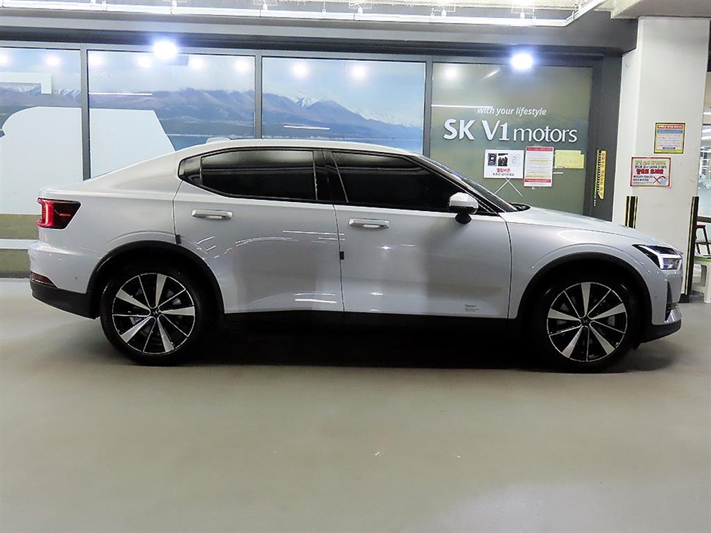 Polestar Polestar 2 — photo 03