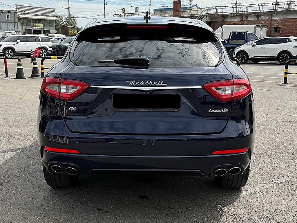 Maserati Levante — photo 03
