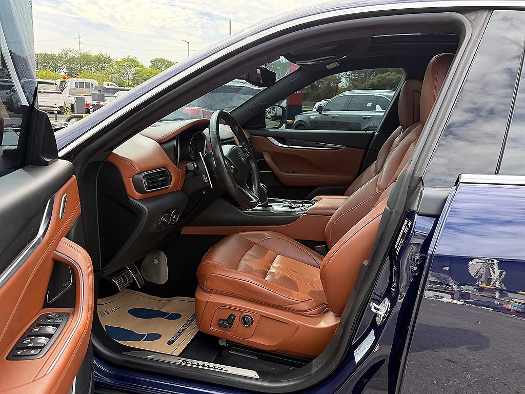 Maserati Levante — photo 06