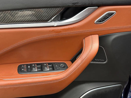 Maserati Levante — photo 12