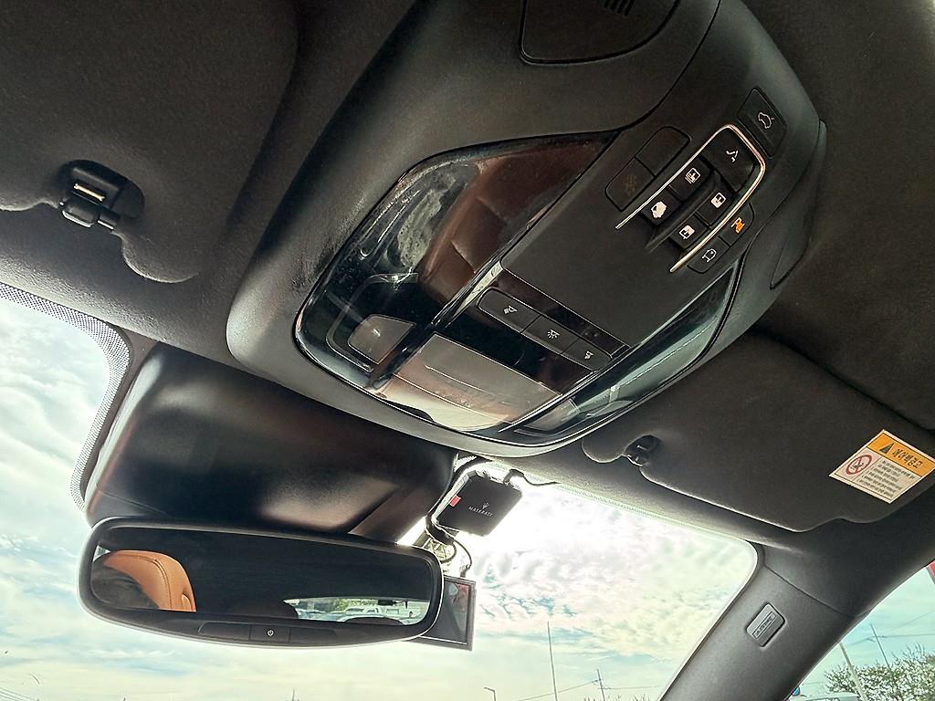Maserati Levante — photo 14