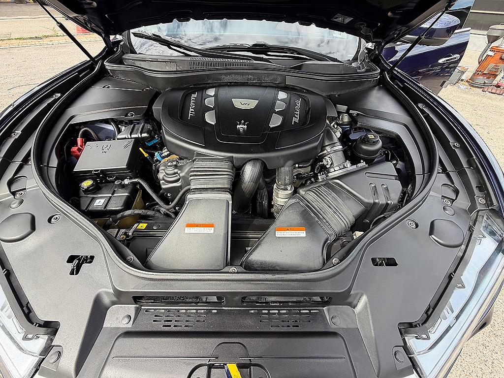 Maserati Levante — photo 19
