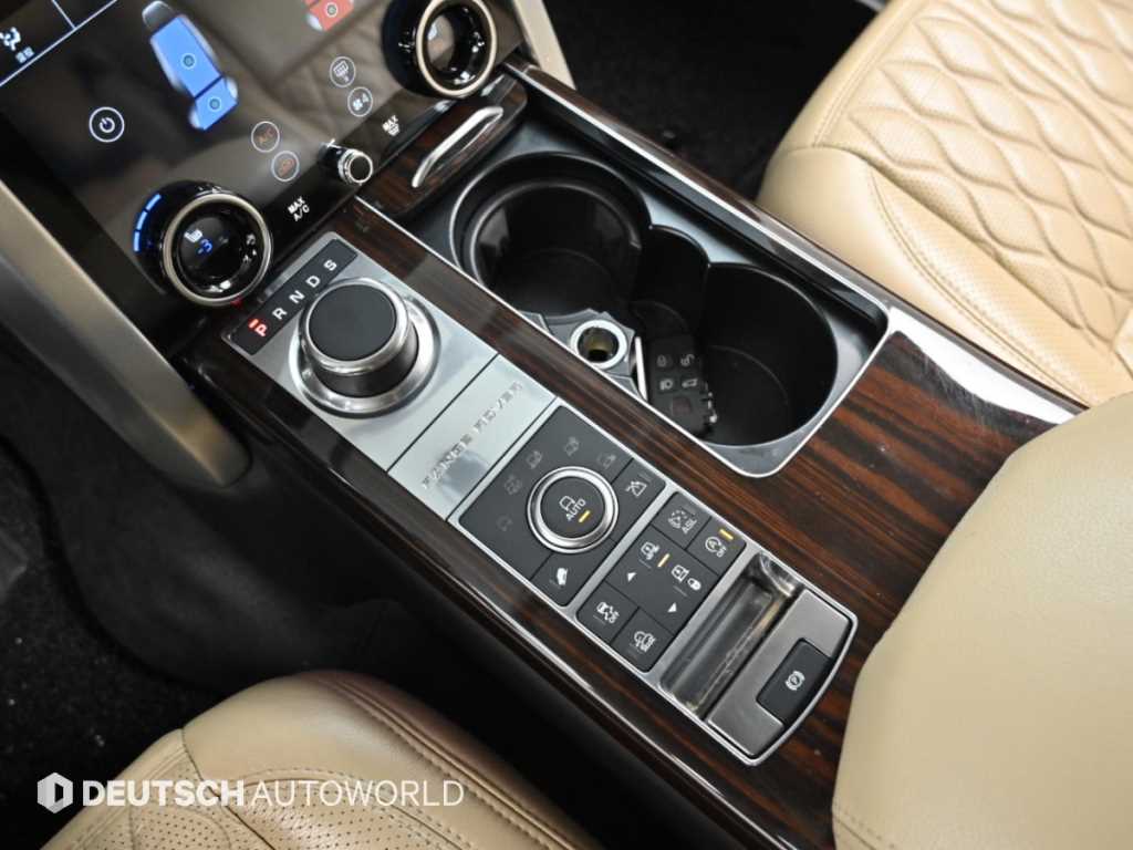 Land Rover Range Rover — photo 09