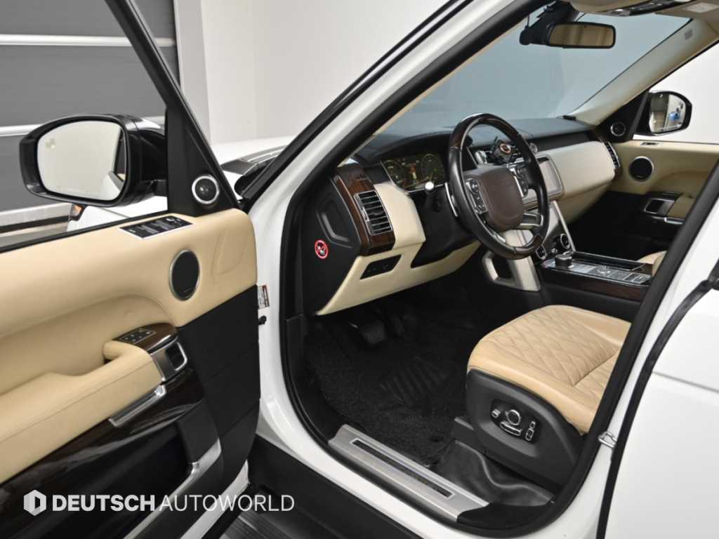 Land Rover Range Rover — photo 11