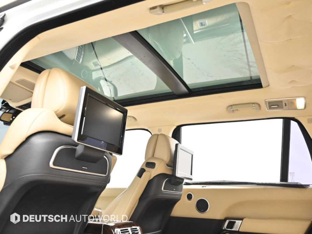 Land Rover Range Rover — photo 18