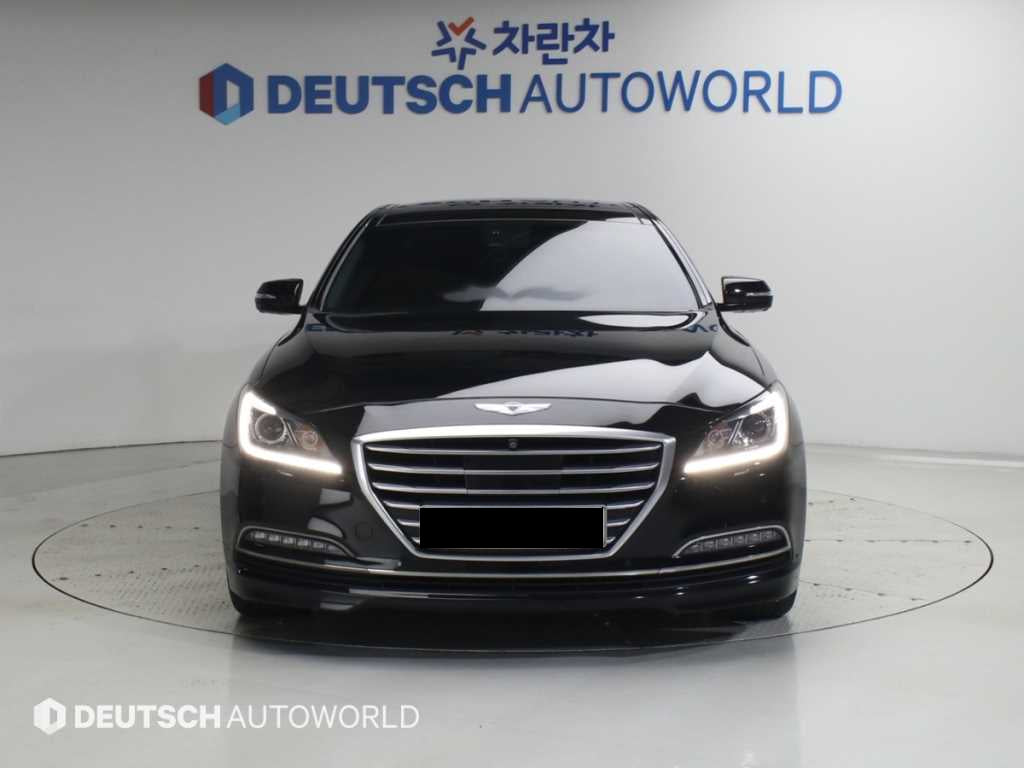 Hyundai Genesis — photo 03