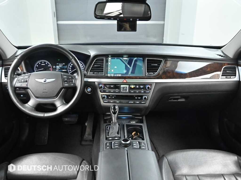 Hyundai Genesis — photo 07