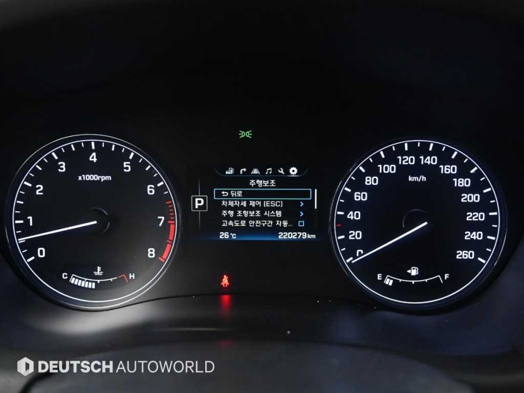 Hyundai Genesis — photo 08