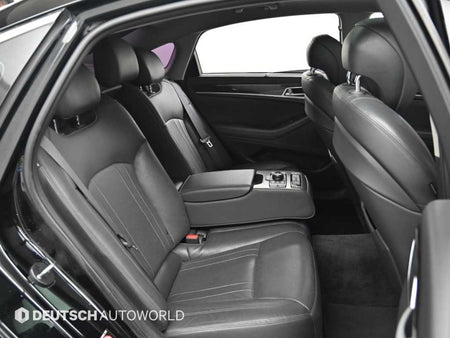 Hyundai Genesis — photo 12