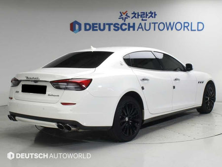 Maserati Quattroporte — photo 02