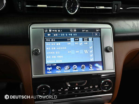 Maserati Quattroporte — photo 17