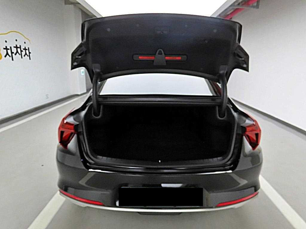 Kia K8 — photo 05